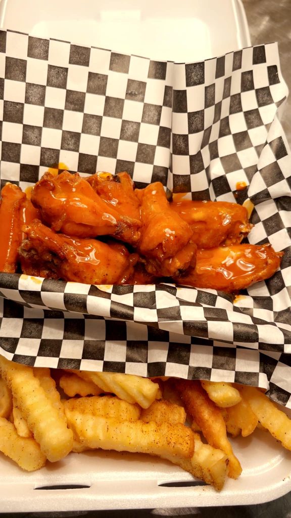 blkbayou+wingzdaqcafe&bar+wings2
