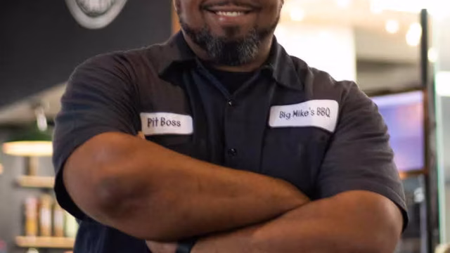 blkbayou-bigmikesbbqandsmokehousel-photo2