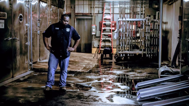 blkbayou-bigmikesbbqandsmokehousel-photo4